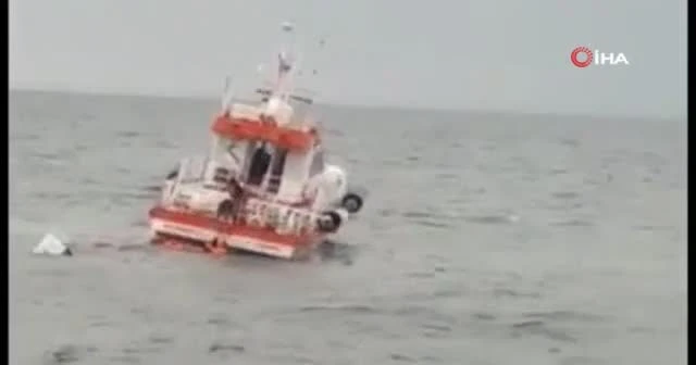 Karadeniz'de balıkçı teknesi battı