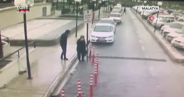 Kendi elleriyle 350 bin lirayı teslim etti