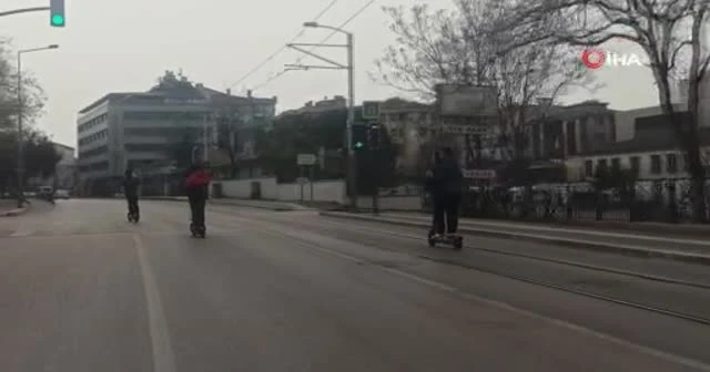 Kısıtlamayı scooter ile deldiler