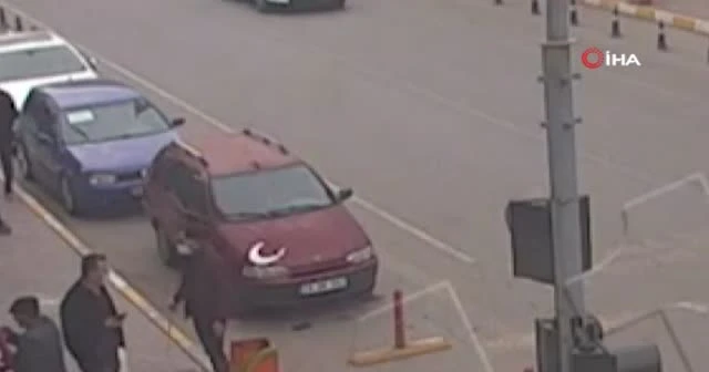 Motorlu kurye ölümden döndü