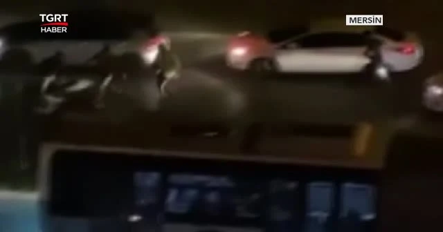 Yol vermedi diye tekme tokat dövdüler