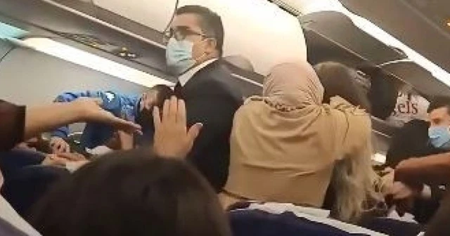Yolcu uçağında büyük kavga