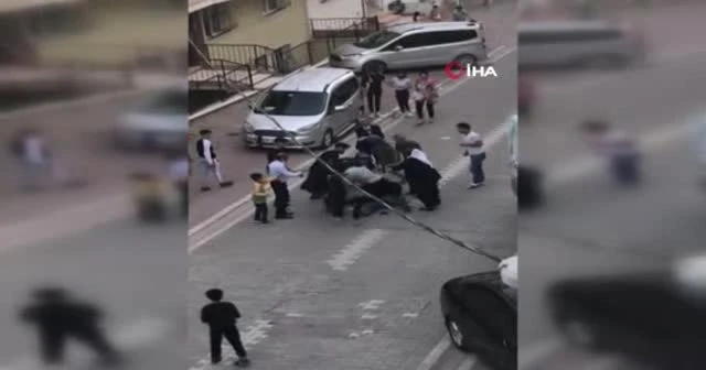 Abi kardeşi tekme tokat dövdüler