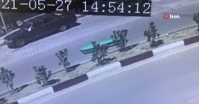 Cenaze aracındaki tabut yola düştü