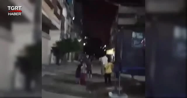 Çocuklar oyun oynarken şehre füze yağdı