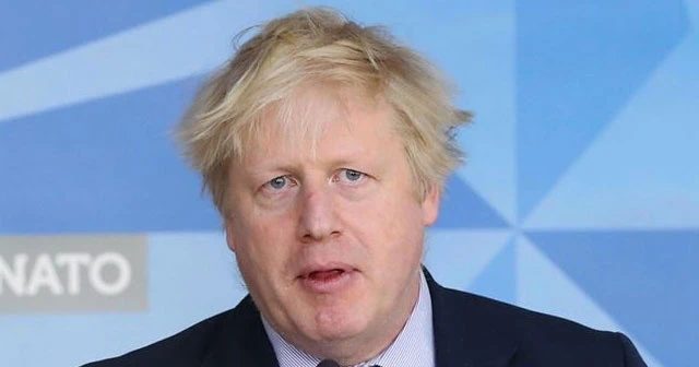 Johnson Müslüman kadınlardan özür diledi