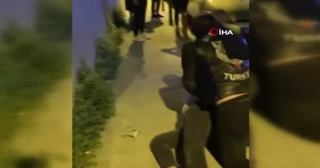 Sokakta şiddet gören kadını, motosikletli grup kurtardı