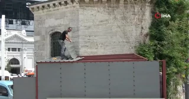 Tarihi esere bitişik jeneratör kabinine tepki