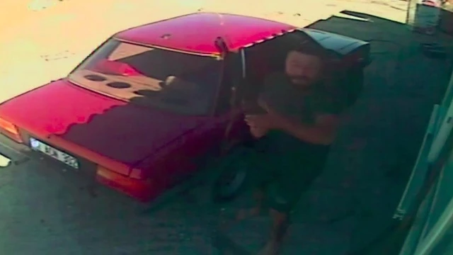 'Zavadanak Bekir'in evini yakacaktı