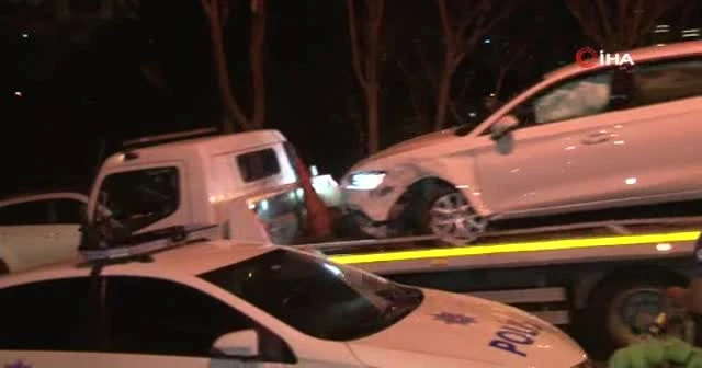 Alkollü sürücü 5 araca çarptı