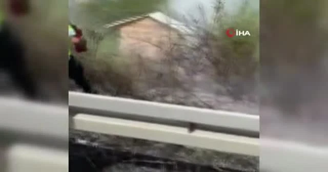 Polisler yangını büyümeden söndürdü