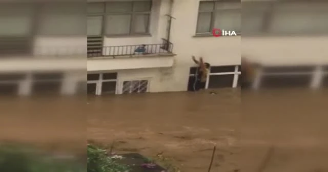 Selden komşularının uzattığı iple kurtuldular