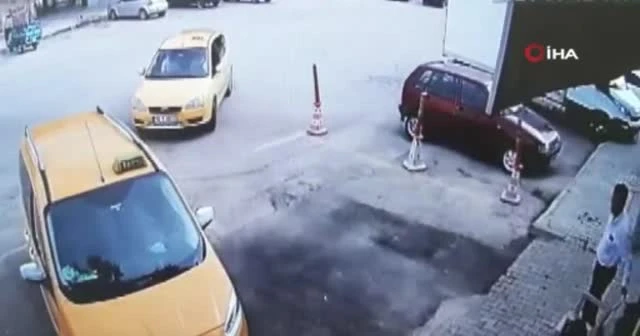 Telefon dolandırıcısı kamerada