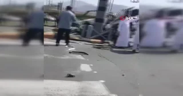 TIR kırmızı ışıkta bekleyen araçları biçti