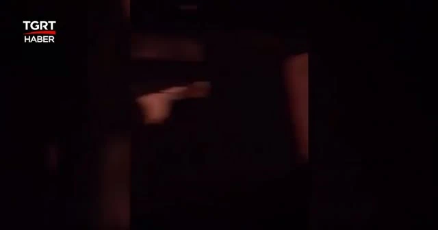 Yangının ortasında kaldılar! Alev kapanından kurtulma çabası