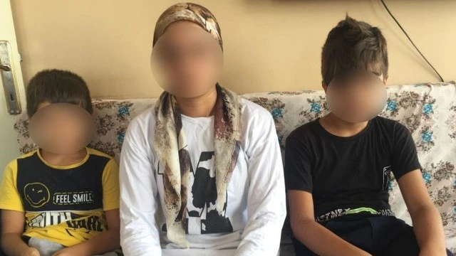 Aldatıldı, 4 çocukla ortada kaldı: Çocuklarım yırtık ayakkabıyla geziyor