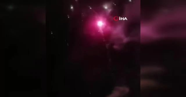 Havai fişek yangın çıkardı, o devam etti
