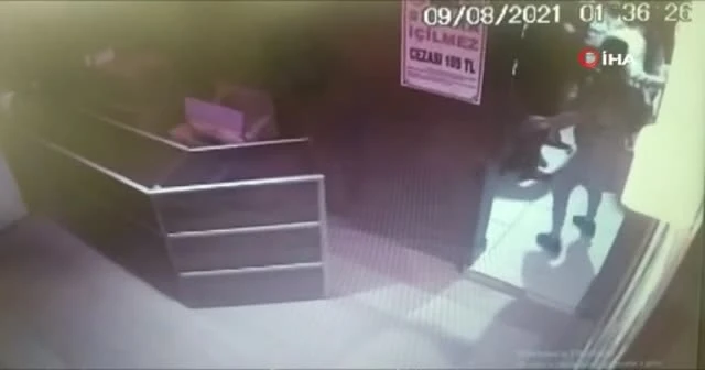 Kız arkadaşının çalıştığı işyerini taradı