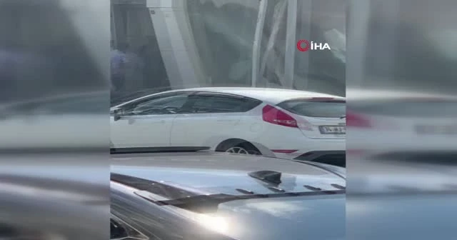 Masko Sanayi Sitesi'nde bir bina çöktü