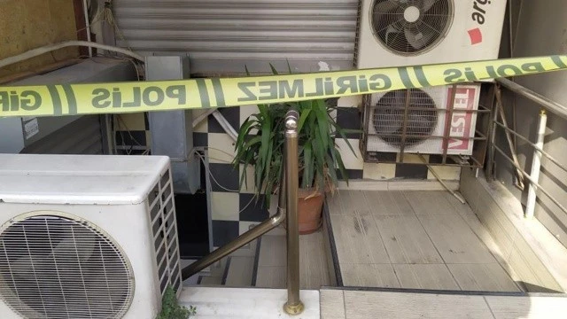 Önce hırsızlık yaptı sonra polise ateş açtı