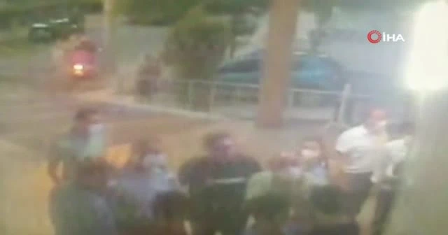 Sağlık çalışanlarına darp anı kameralara yansıdı