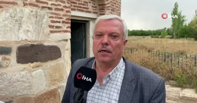 Define avcıları 30 yıl önce Esirüddin Ebheri'nin cenazesini çalmış