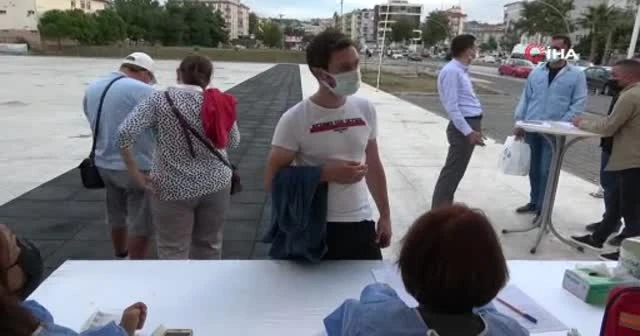 Doktor aşı karşıtı vatandaşı böyle ikna etti