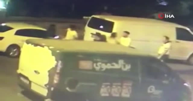 Genç kızların darp edildiği dehşet anları kamerada