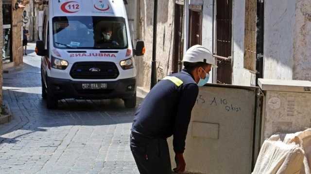 Hırsızlık için girdiği yerden ölüsü çıktı