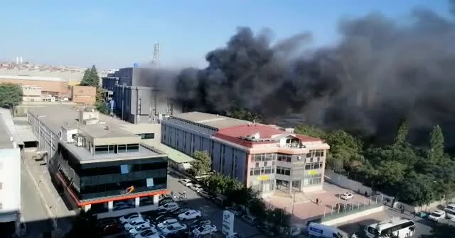 İstanbul Bahçelievler'de korkutan yangın