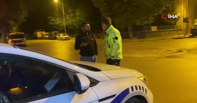 Polisin alkollü sürücü ile imtihanı: Alkolmetreyi pos cihazı zannetti