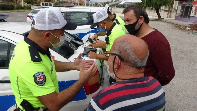 Polisin duyarlı davranışı takdir topladı: Cezanı ben öderim sana bir şey olmasın