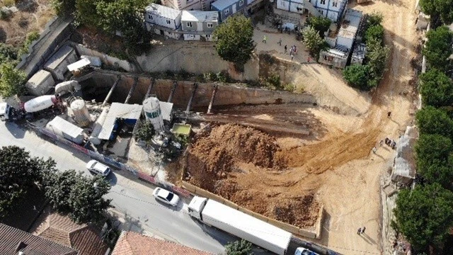 Sancaktepe'deki metro inşaatında göçük