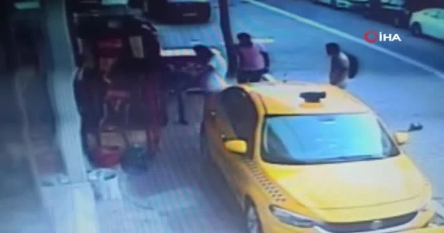 Üstüne araba sürme şakası kötü bitti! Amca yeğenine çarptı