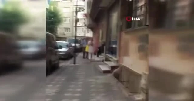 Zeytinburnu’nda bir minibüs çok sayıda insanı sokağa bıraktı