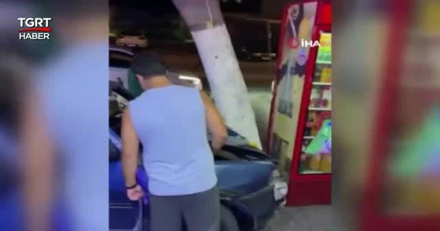 Karı-kocanın ilginç kavgası: Ağaca çarptılar yine de kavgayı kesmediler