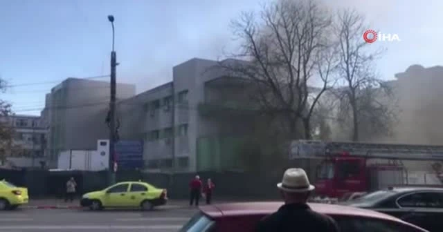 Romanya'da hastanede yangın