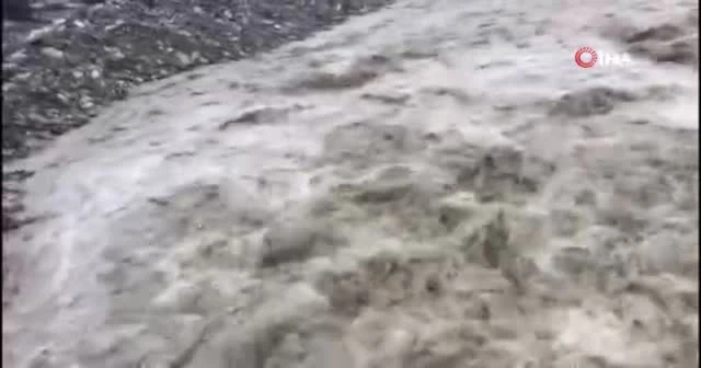 Kastamonu'da selin tahribatı gün ağarınca ortaya çıktı