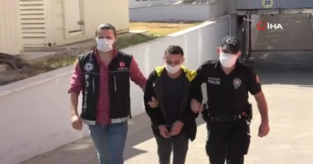 Taksici, müşterilerine uyuşturucu satarken yakalandı