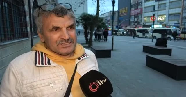 Asmadığı direk kalmadı: Hayalindeki eşi afişle arıyor