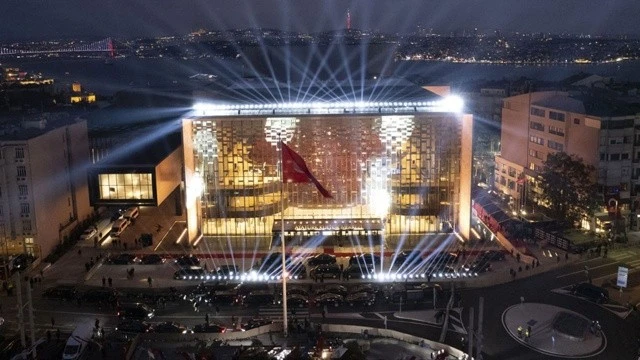 Beyoğlu Belediye Başkanı H. Ali Yıldız'dan İBB Başkanı Ekrem İmamoğlu'na AKM tepkisi