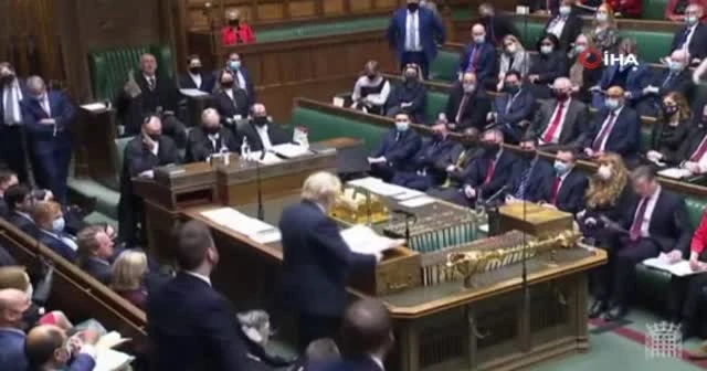 Boris Johnson’a beklenmedik tepki!  “Yerine otur burada yetkili benim”