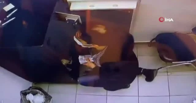 Döviz bürosundan 3 milyonluk vurgun kamerada