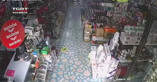 Düzce'deki deprem kameralara yansıdı: Çocuklar gözyaşlarını tutamadı