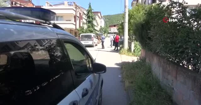 Eşinin boğduğu ve 15 yerinden bıçakladığı kadın şikayetini geri çekti