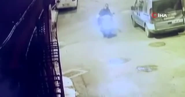 Fakirlere erzak dağıtmak için aldığı motosikleti çalındı