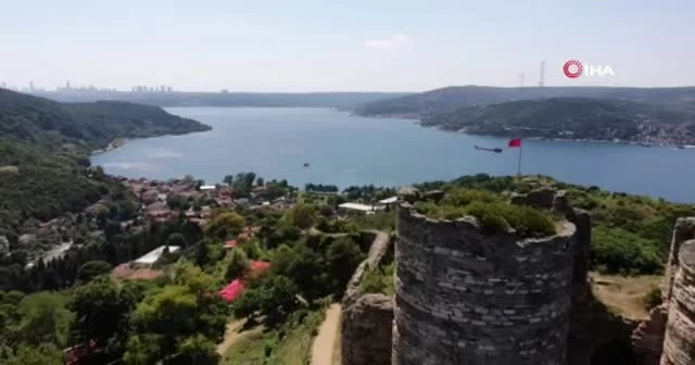 Tarihi kalede son ses müzik eşliğinde mangal partisi