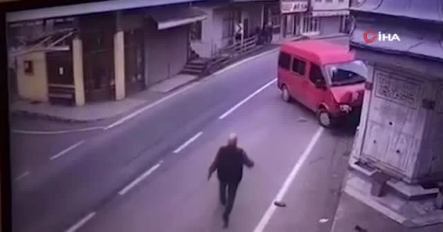 Yaşlı kadının ezildiği kaza kamerada