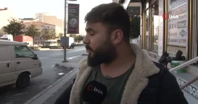 Dalgın anne bebek arabasındaki çocuğunu son anda kurtardı