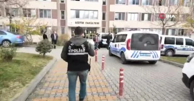 Doktordan çıktı, arkadaşlarının gözü önünde intihar etti